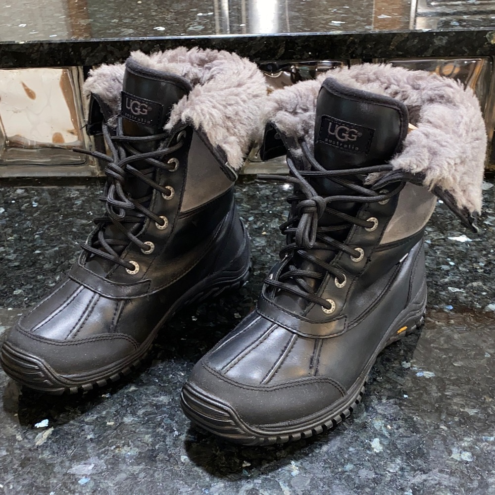 UGG Adirondack II Lace Up Snow Boots Size 8 - Picture 3 of 16